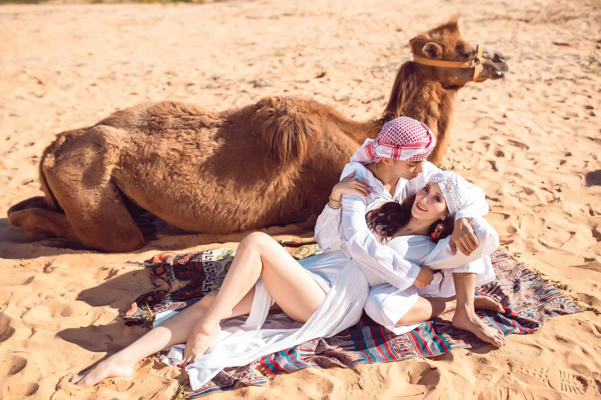 Khánh Thi ngày càng hạnh phúc bên học trò kém tuổi. Làm vợ Phan Hiển, nữ kiện tướng dancesport cũng phải hạ thấp cái tôi của mình để sống hòa hợp.