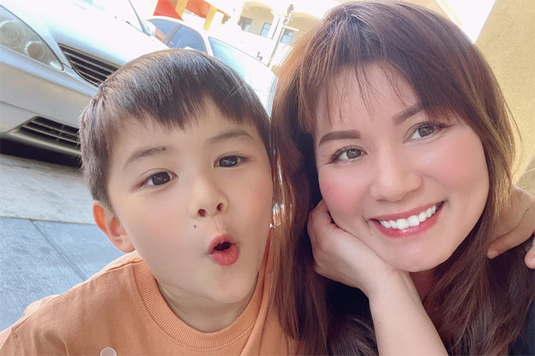 Ngoài ra, Thuỷ Tiên còn lập một quỹ học bổng dành riêng cho con để khi lớn lên Thiên Từ có thể học bất cứ trường nào con muốn.