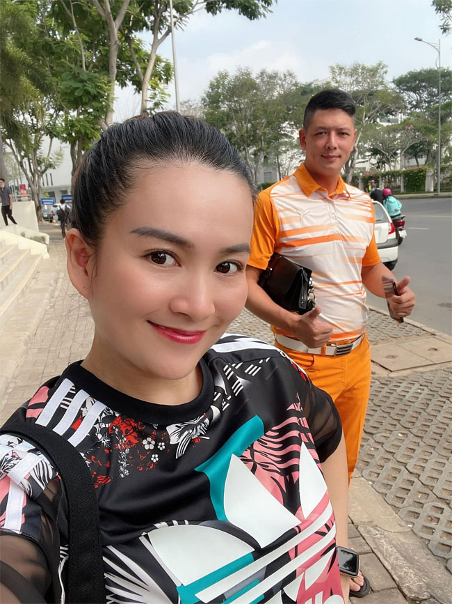 Hơn chồng 4 tuổi, vợ Bình Minh từng bị chê già, xấu hơn chồng.