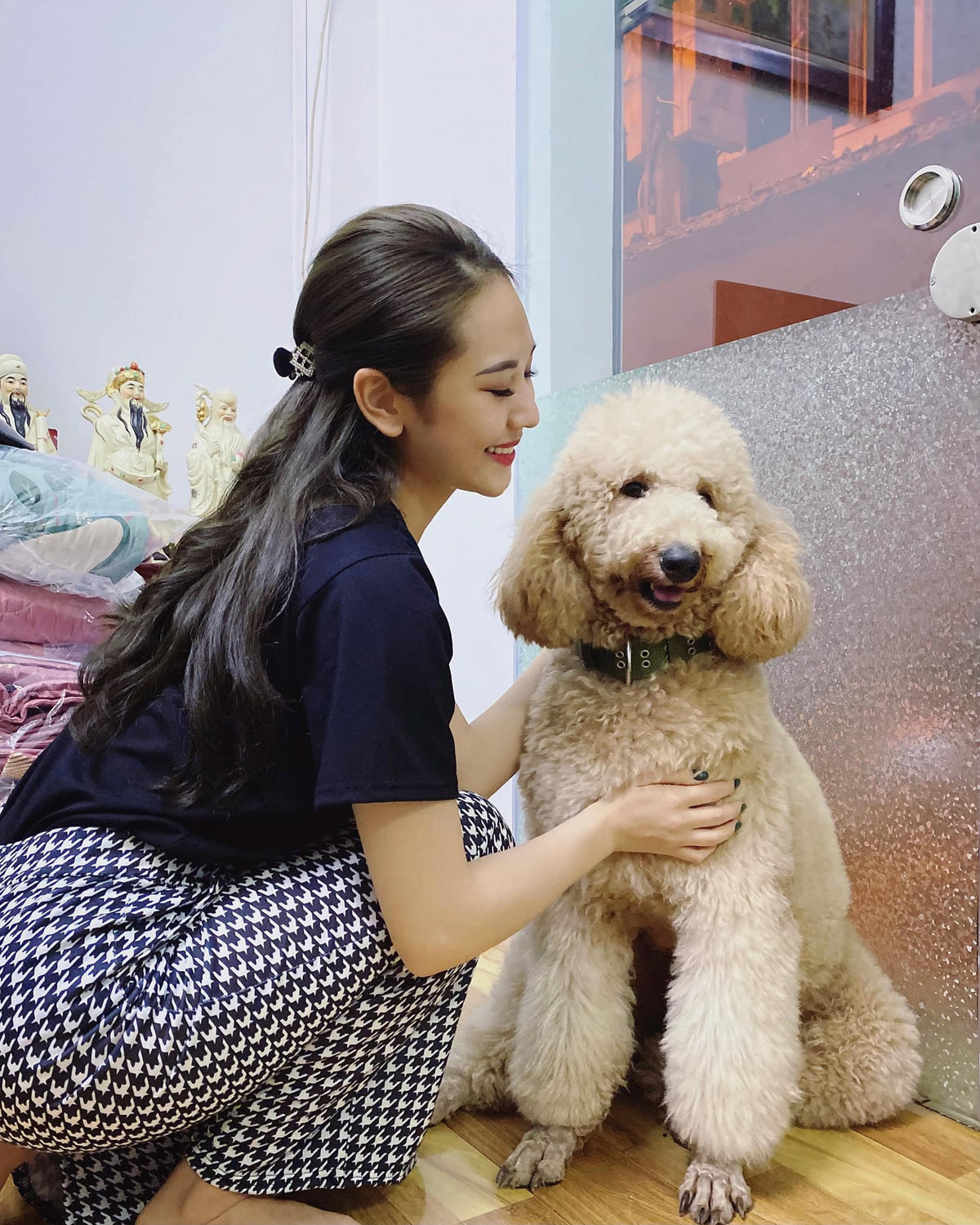 Công khai mối quan hệ, Vũ Duy Khánh cho biết bạn gái phải đối mặt với nhiều áp lực khi ở bên một người từng ly hôn và có quá khứ ồn ào như anh.