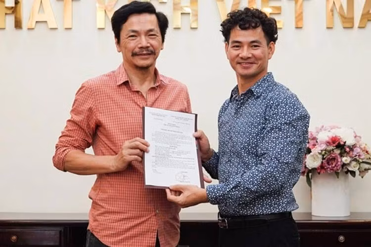 Cuoc song cua “ong bo quoc dan” Trung Anh sau khi ve huu