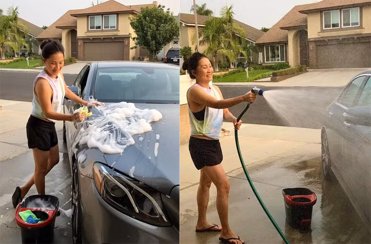 Ngoài đi chơi, Hồng Đào còn tranh thủ thời gian rảnh rửa xe cho nhanh hết thời gian phải ở nhà vì dịch bệnh.