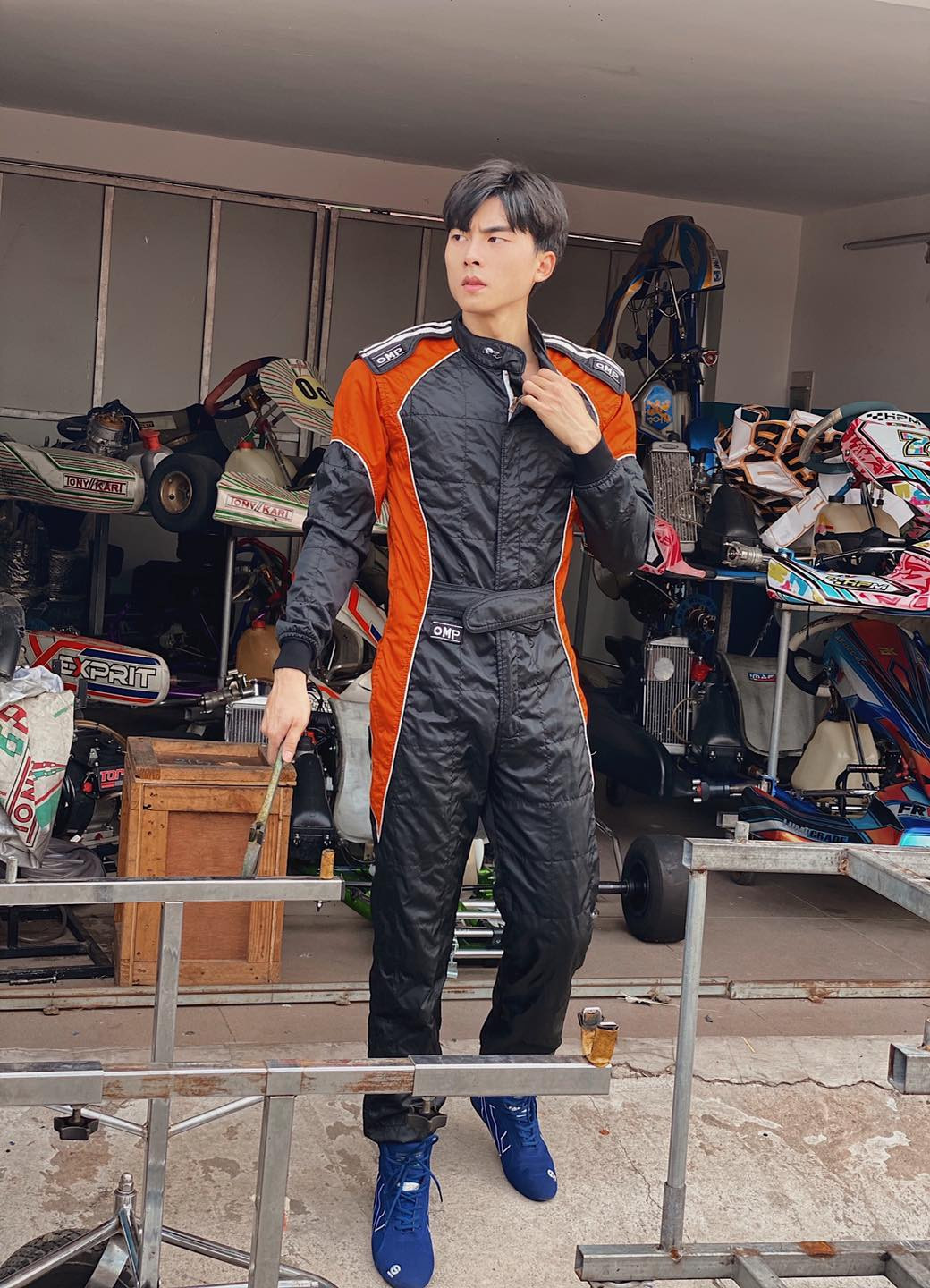 Thế Thịnh hiện là người mẫu ảnh, diễn viên đóng MV ca nhạc.