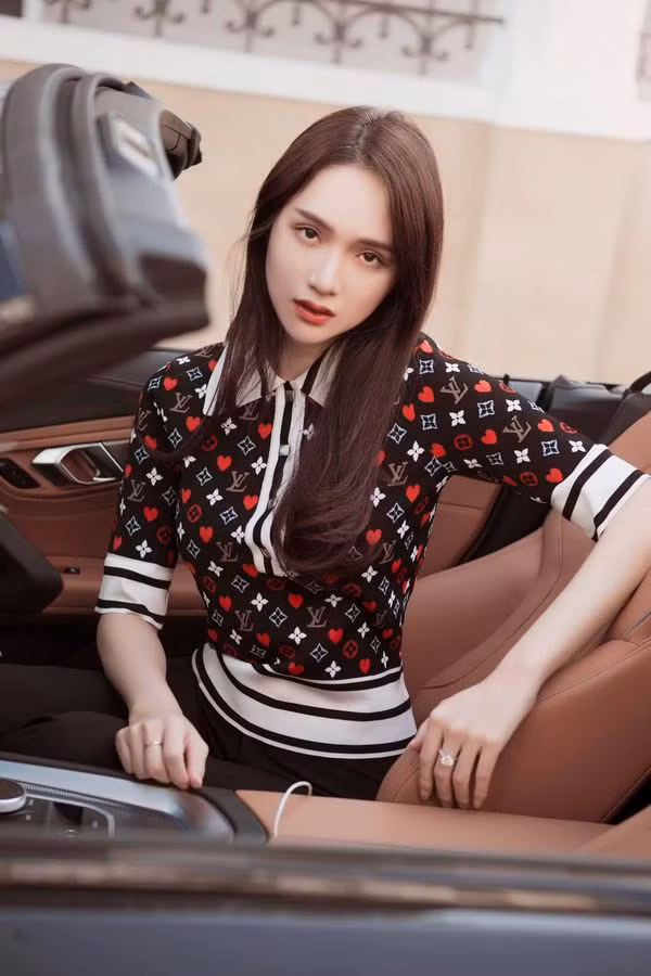 Sau đó, Hoa hậu Chuyển giới Quốc tế 2018 còn bị antifan quy kết sống lỗi với các đồng nghiệp như nói xấu và miệt thị giới tính Lâm Khánh Chi, vô lễ với nghệ sĩ Trung Dân, nhận xét Lê Giang phẫu thuật thẩm mỹ quá nhiều...