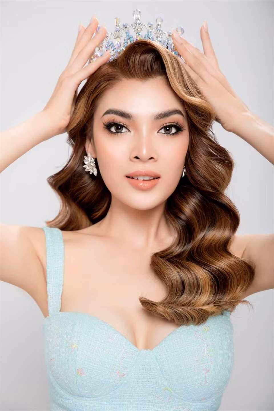 Tân Hoa hậu Chuyển giới Việt Nam sinh năm 1992. Hiện Trân Đài đang sinh sống và làm việc tại California, Mỹ.