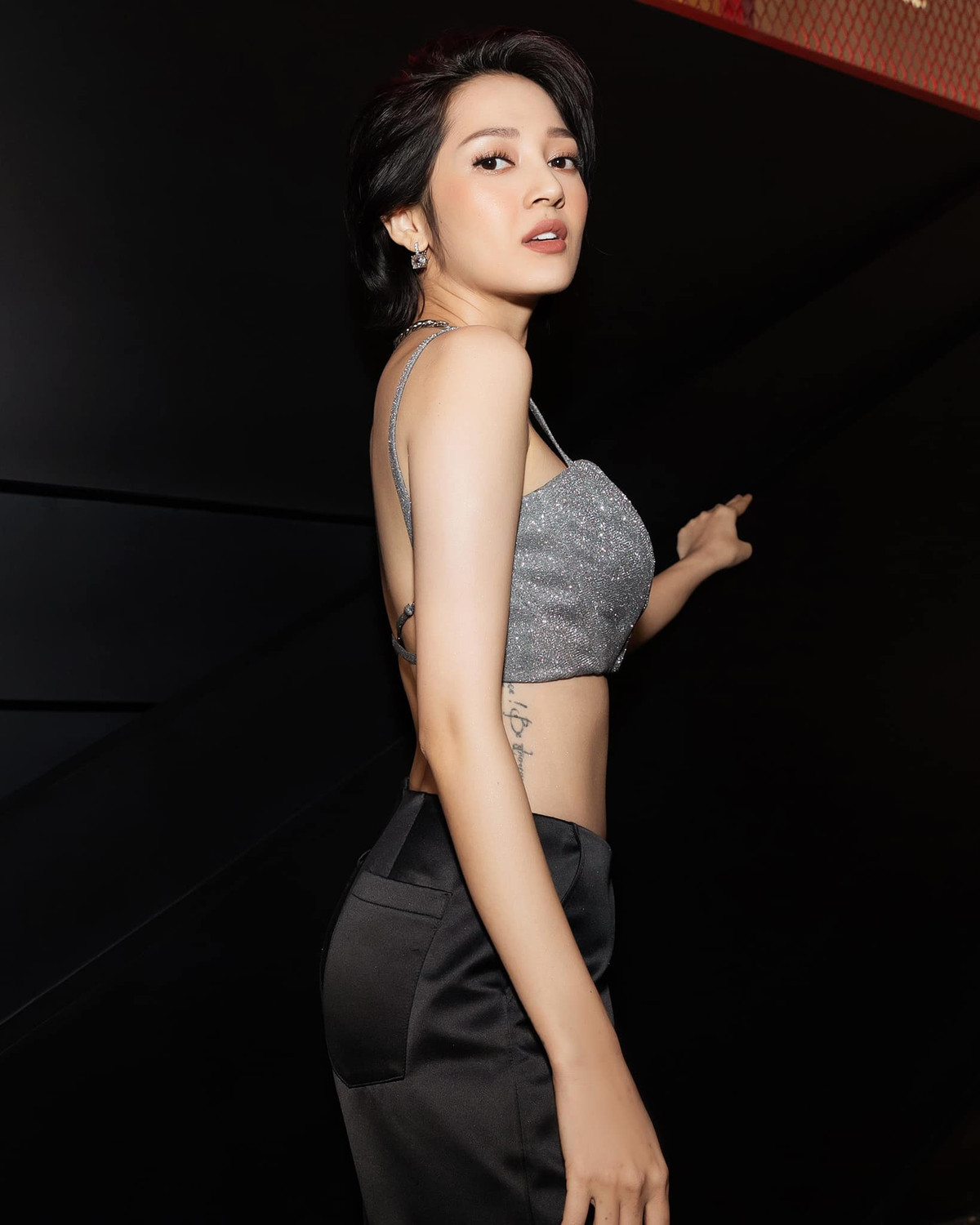 Bảo Anh được mệnh danh là một trong những mỹ nhân Việt sở hữu nhan sắc xinh đẹp không góc chết cùng phong cách thời trang sexy đến nghẹt thở.