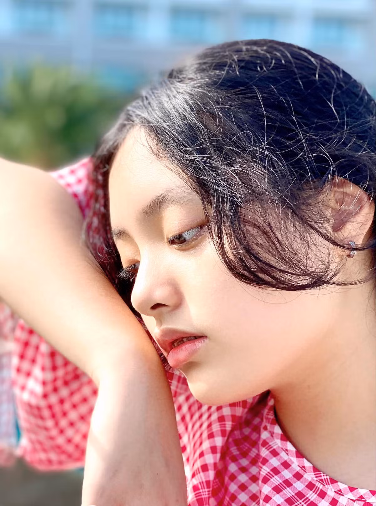 Sau 7 năm tham gia chương trình "Bố ơi, mình đi đâu thế?", Suti từ cô bé mít ướt ngày nào giờ đã thành thiếu nữ xinh đẹp ở tuổi 13.