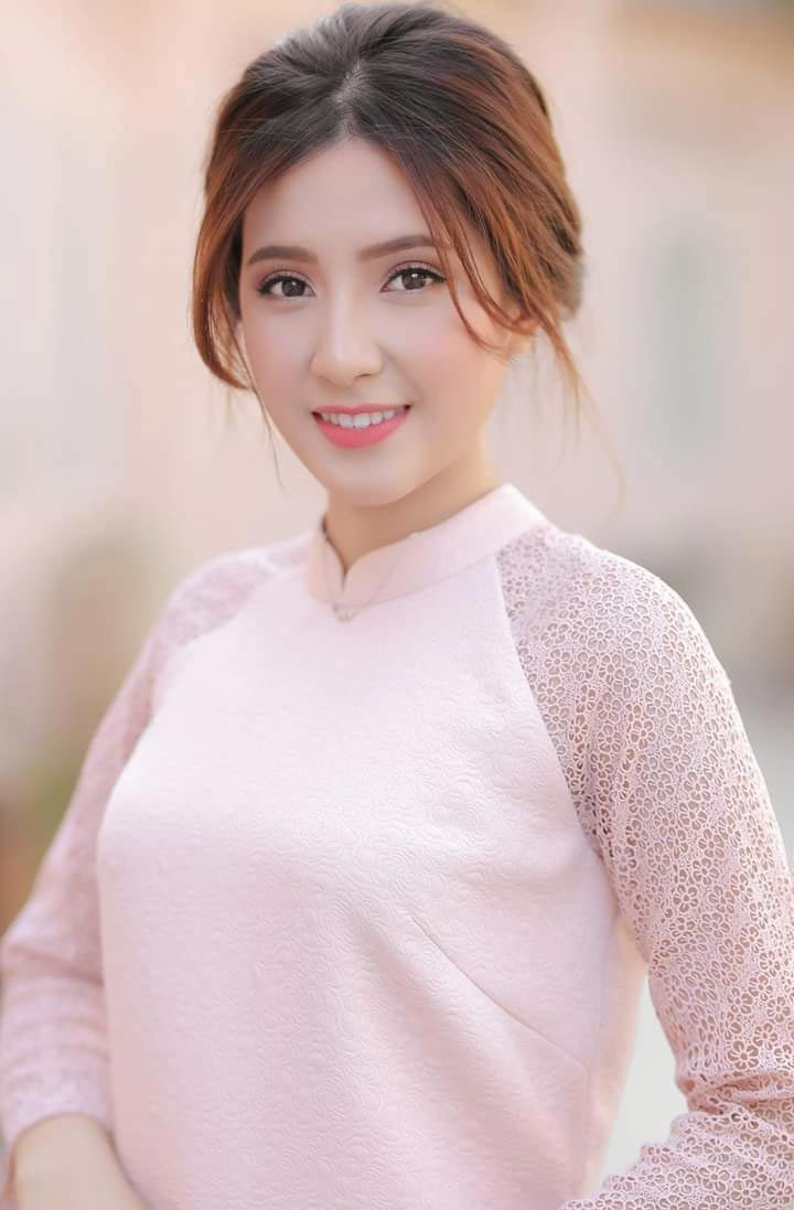 Thiên An cũng tiết lộ, nam ca sĩ là người vô trách nhiệm khi không ngó ngàng đến con. Cặp đôi đã chia tay chỉ sau gần 1 tháng Thiên An sinh em bé.