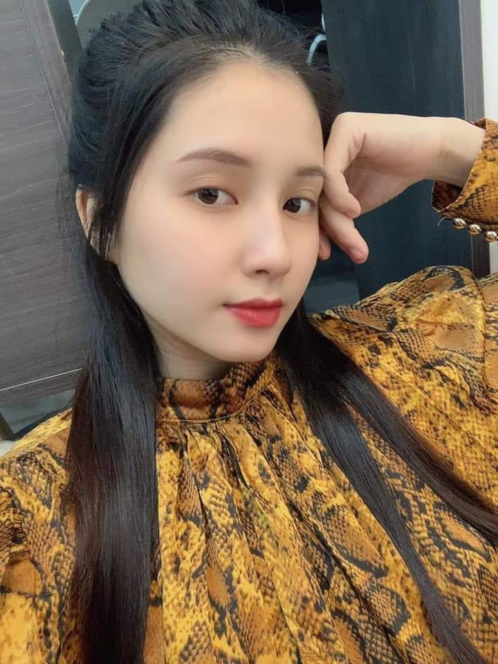 Trần Nguyễn Thiên An sinh năm 1998, sinh ra ở Bình Dương nhưng lớn lên ở TP.HCM. Cô từng học khoa Ngôn ngữ Anh trường Đại học Hutech, TP.HCM.