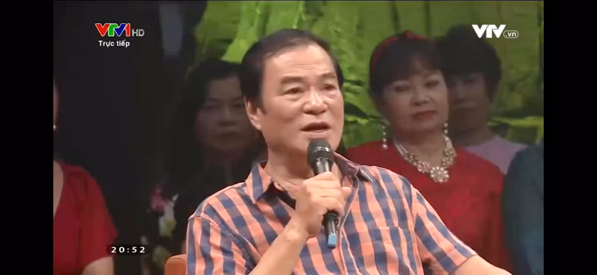 Ngoài là cha đẻ của "Gặp nhau cuối tuần", đạo diễn Khải Hưng đã cho ra đời nhiều chương trình gây được tiếng vang trong suốt thời gian hơn 30 năm làm việc và cống hiến cho Đài Truyền hình Việt Nam.