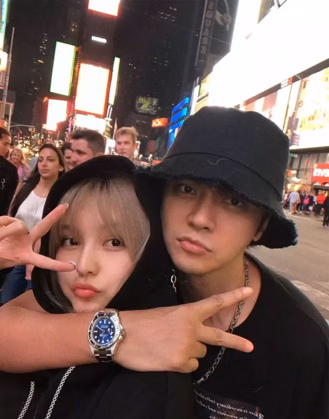 Tháng 4/2020, La Chí Tường bị bạn gái lâu năm hot girl Châu Dương Thanh tuyên bố chia tay và chỉ trích nam diễn viên lăng nhăng, quan hệ bừa bãi. (Ảnh: weibo)