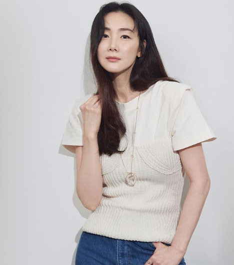 Tuy nhiên, cô vẫn chưa nhận lời tham gia bất cứ dự án phim nào mà muốn dành thêm thời gian cho con và gia đình nhỏ.