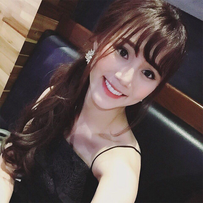 Ngoài kịch nói Minh Thu còn tham gia các phim truyền hình như "Hoa hồng trên ngực trái", "Hồ sơ cá sấu","Ráng chiều"...