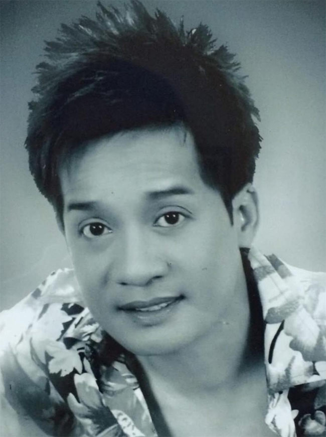 Khi thi vào trường Đại học Sân khấu Điện ảnh ban đầu anh có ý định thi vào Khoa diễn viên nhưng lại không đủ tiêu chuẩn về ngoại hình nên đành đăng ký thi vào Khoa đạo diễn của trường.