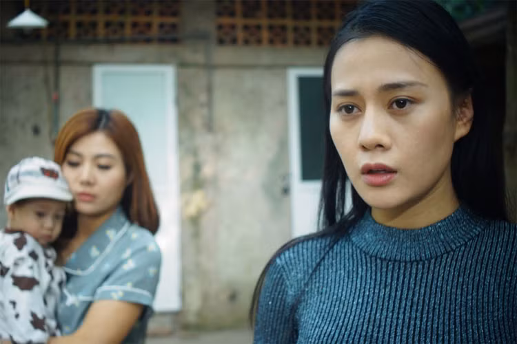 Phương Oanh trong phim "Quỳnh búp bê" già hơn nhiều so với hình ảnh hiện tại.