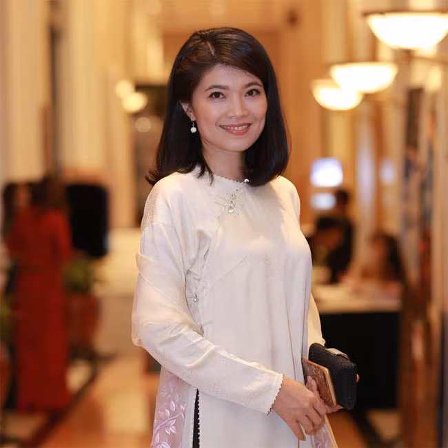 Ngoài ra, Diệp Anh dành nhiều thời gian để tham gia các hoạt động thiện nguyện.