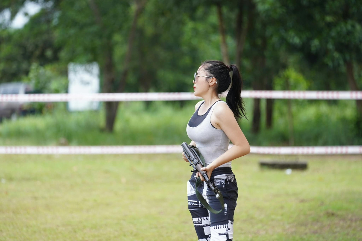 Kỳ Duyên ngày càng xinh đẹp, gợi cảm. Người đẹp rũ bỏ hình ảnh "thị phi" trong quá khứ và dần lấy được thiện cảm của công chúng sau những màn lăn xả trong các chương trình truyền hình thực tế.