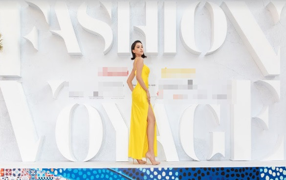 Từ lúc chuyển đổi phong cách với mái tóc ngắn thời thượng, hình ảnh của Tiểu Vy ngày một bứt phá, thời trang hơn.