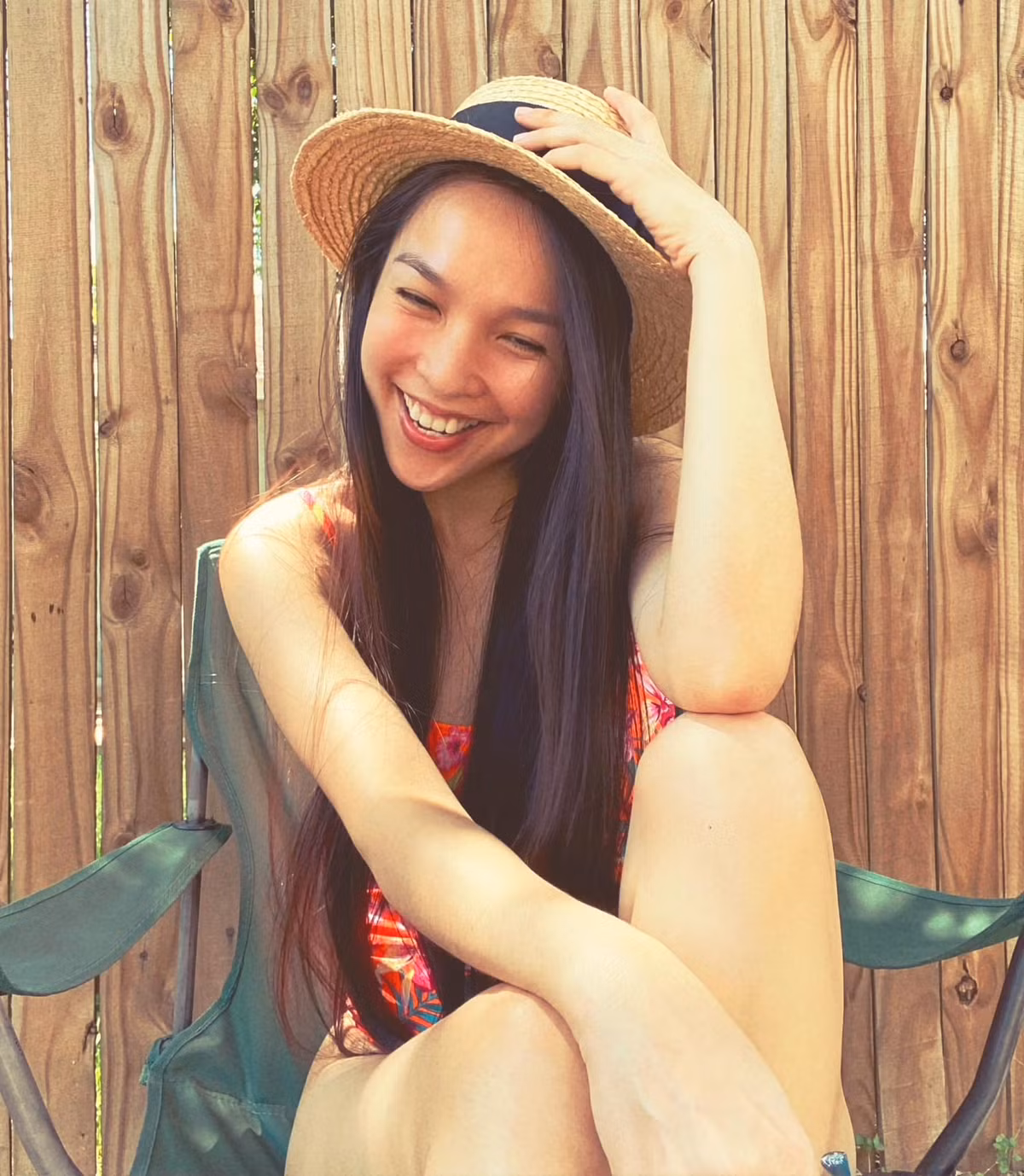 Ngắm hình ảnh mới xinh đẹp của Hiền Thục, ai nấy không khỏi trầm trồ trước vẻ đẹp "không tuổi" của nữ ca sĩ.