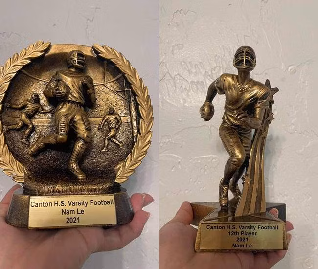 Được biết, quý tử của đại gia Đức Huy hiện sống với mẹ ruột ở Mỹ. Nam Lê rất giỏi môn bóng bầu dục, mới đoạt cúp Vàng vào năm 2021.