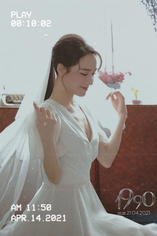 Sau khi sinh con, Nhã Phương đã giảm cân nhiều tới mức cô gầy trơ xương như thế này.