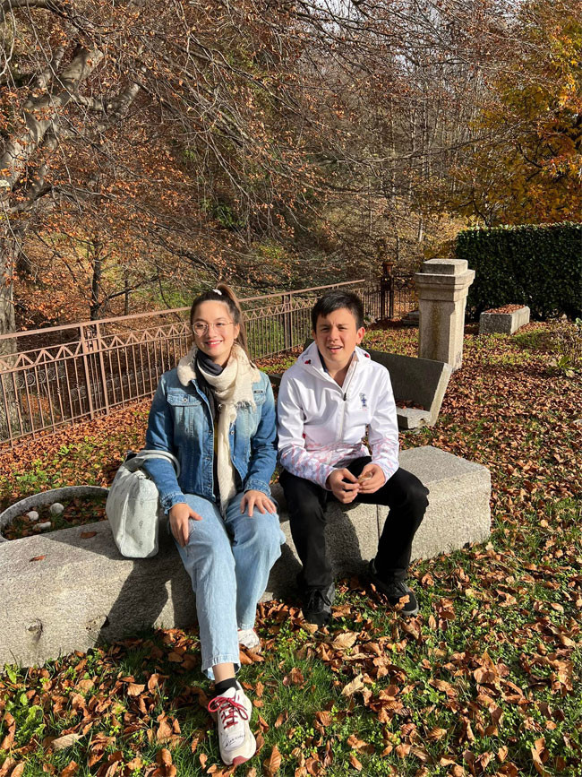 Cả con gái Giulia và con trai Alberto của Kim Ngân và ông xã đều đẹp trai, xinh gái.