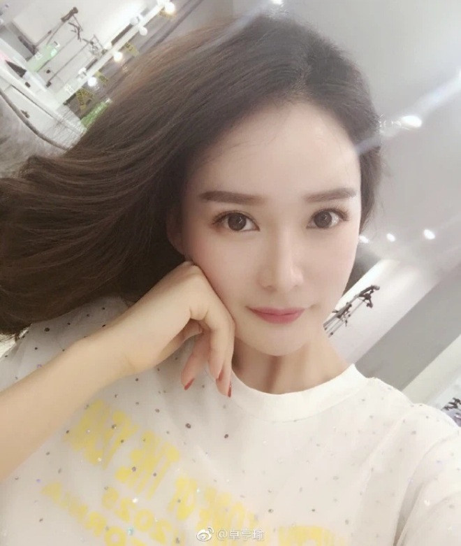 Sau 4 năm kể từ khi trở thành từ khóa tìm kiếm nóng, bản sao của Dương Mịch gần như biến mất khỏi làng giải trí Hoa ngữ. Dù vậy, theo Ettoday, Trác Hanh Du vẫn tham gia các show về ẩm thực và thực hiện những bộ ảnh thời trang.