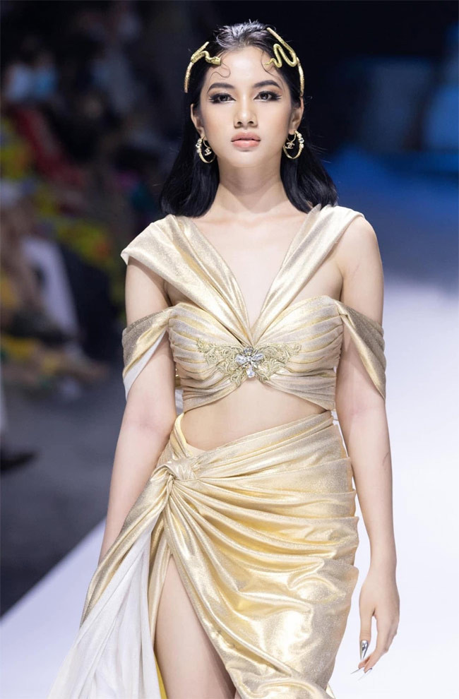 Mặc dù không lọt top 10 cuộc thi Hoa hậu Việt Nam 2020, nhưng sau cuộc thi này cô có bước tiến mới trong sự nghiệp khi liên tục nhận được lời mời làm mẫu cho các show thời trang.