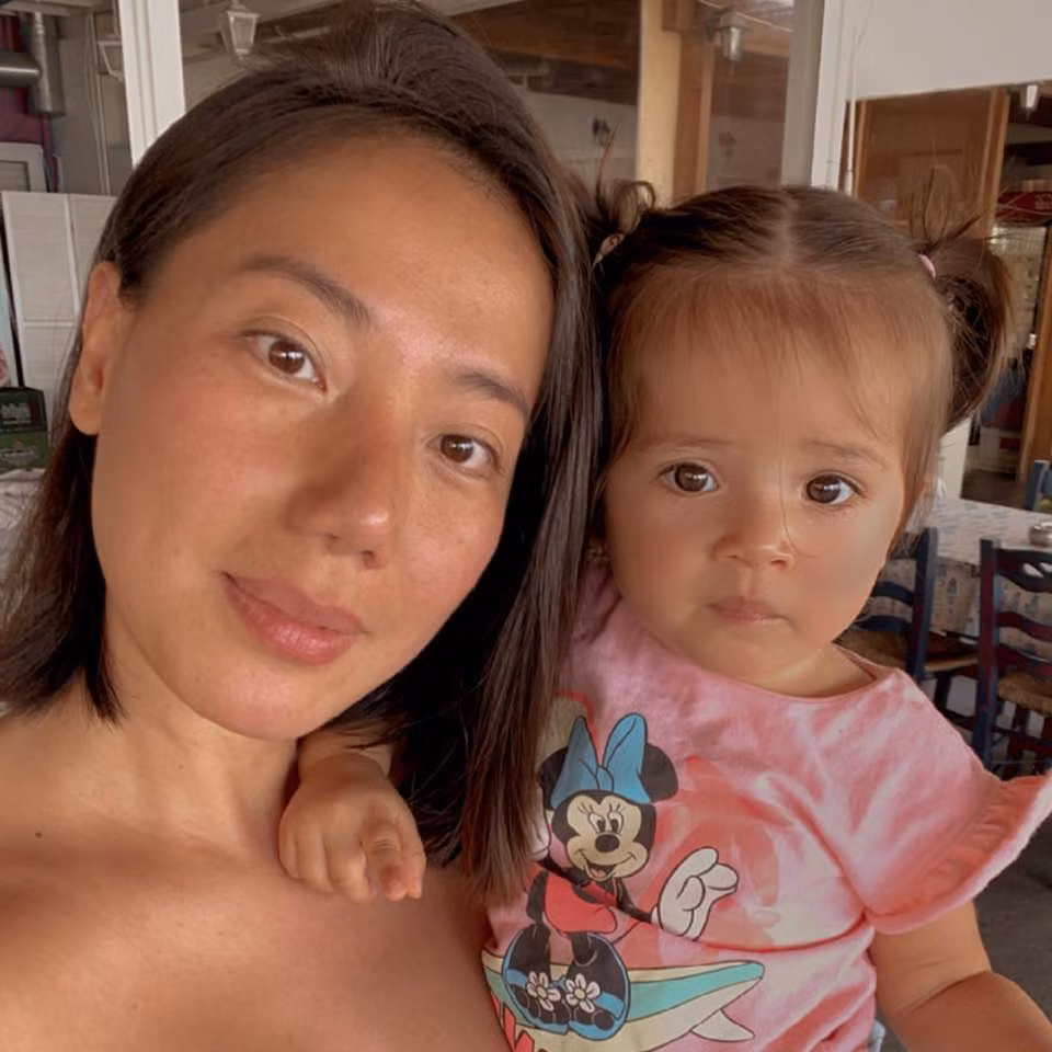 Con gái lai 5 dòng máu cực đáng yêu của Chung Thục Quyên - Hình 3 Con gai lai 5 dong mau cuc dang yeu cua Chung Thuc Quyen-Hinh-3