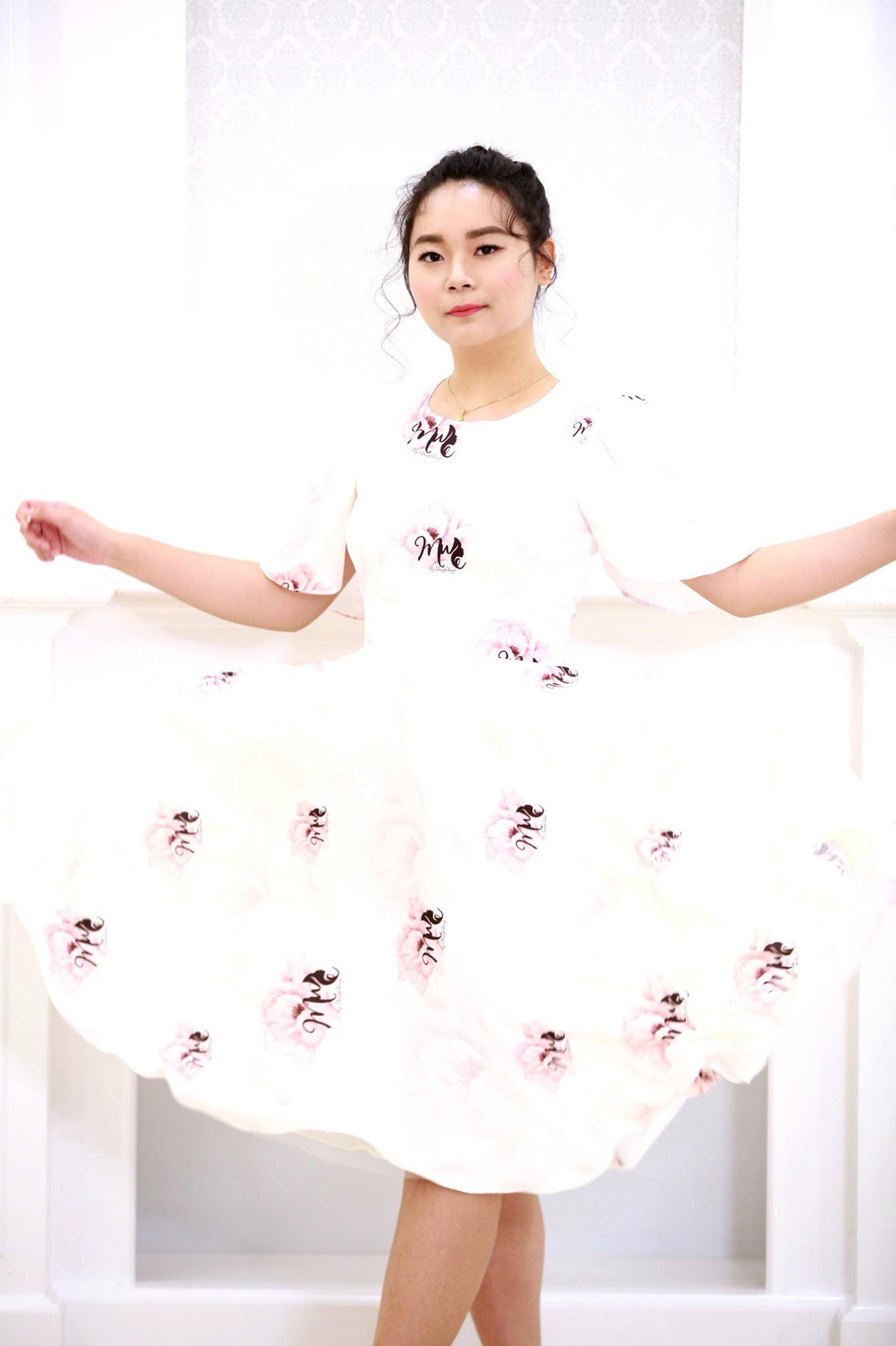 Huyền Anh du học bên Mỹ và ước mơ trở thành một nhà thiết kế thời trang nổi tiếng trên thế giới.