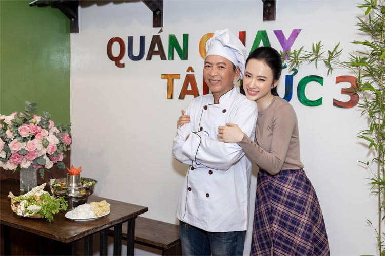 Nữ diễn viên “Mùi ngò gai” cùng gia đình mở quán ăn chay để kinh doanh.