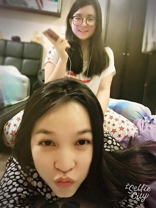 Theo đó, trong một dòng tin nhắn, con gái Gia Bảo có viết sai chính tả một từ và hai mẹ con bỗng trở thành mục tiêu chỉ trích của cộng đồng mạng.