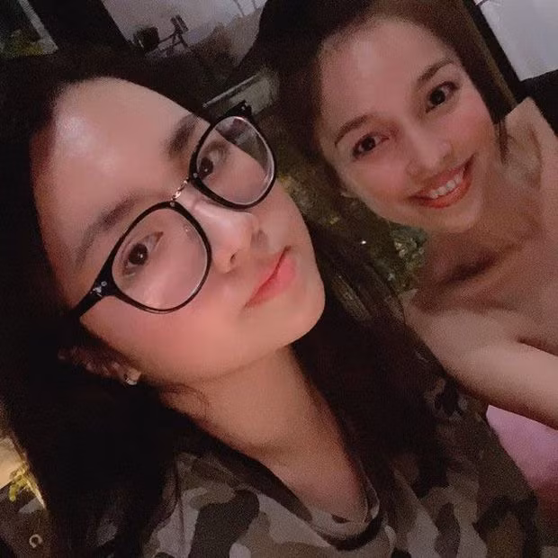 "Tôi không cần con phải đạt bất kỳ thành tựu gì, chỉ cần con là chính mình, đủ mạnh mẽ và sáng suốt trong mọi tình huống”, Hiền Thục chia sẻ.