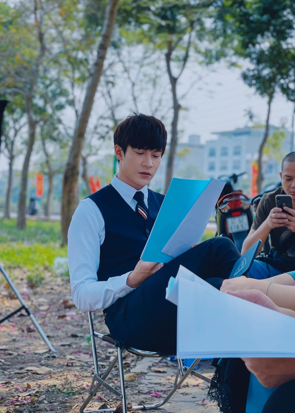 Bên cạnh nghệ thuật, nam diễn viên còn lấn sân sang lĩnh vực kinh doanh thời trang. Điều đó lý giải cho việc vì sao Đăng Dũng lại sở hữu gu thời trang "chất" đến vậy.