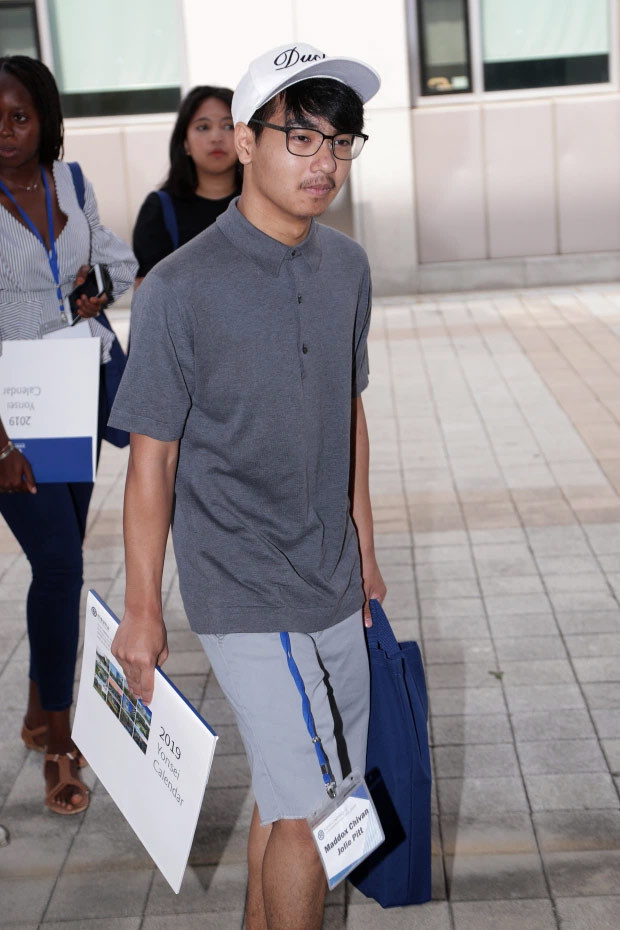 Năm 2019, Maddox sang Hàn Quốc học ngành hóa sinh tại trường Đại học Yonsei. Thời gian này, cậu phải trở lại Mỹ sống cùng mẹ và các em vì trường học đang tạm nghỉ do COVID-19. (Ảnh: Getty Images)