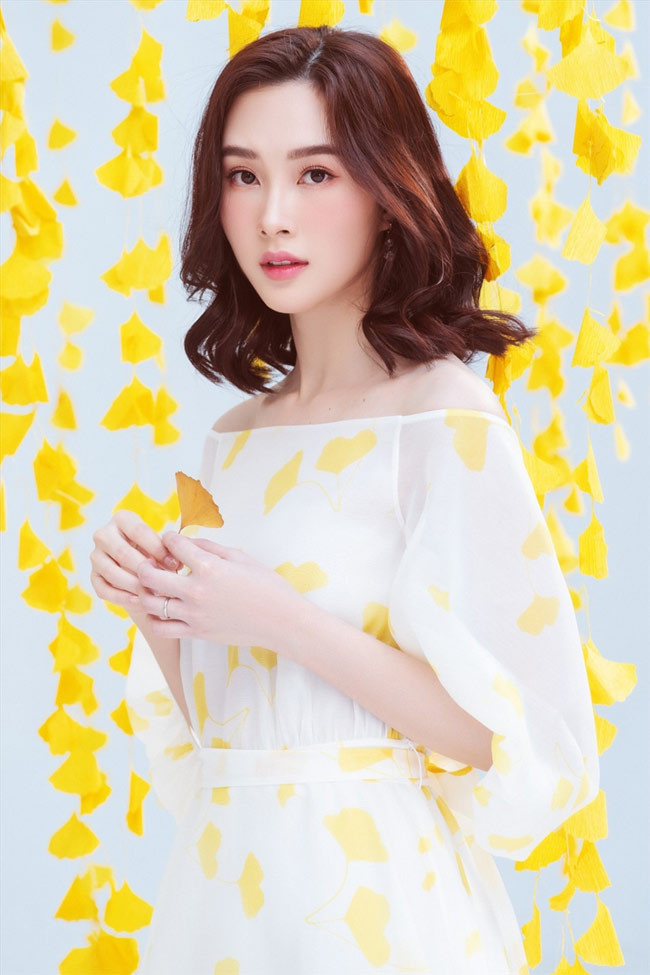 Trong số các Hoa hậu Việt Nam, Đặng Thu Thảo được nhiều người khen có vẻ đẹp thánh thiện nhờ gương mặt xinh đẹp, hài hoà, nụ cười toả nắng, vóc dáng đẹp, tính tình hiền lành và giọng nói dễ thương.