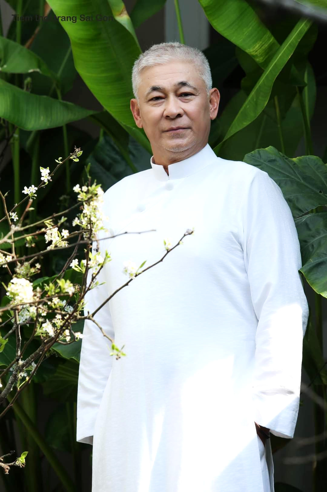 Dù chăm đăng ảnh cá nhân lên mạng xã hội nhưng Tùng Yuki không chia sẻ hình ảnh vợ con. Ông từng tiết lộ trên truyền thông rằng do đặc thù công việc nên không muốn bị soi mói về đời tư.