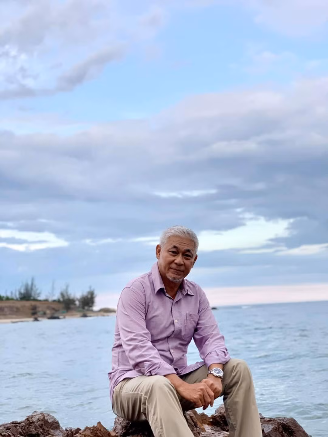 Dien vien kiem ve si Tung Yuki phong do o tuoi 59