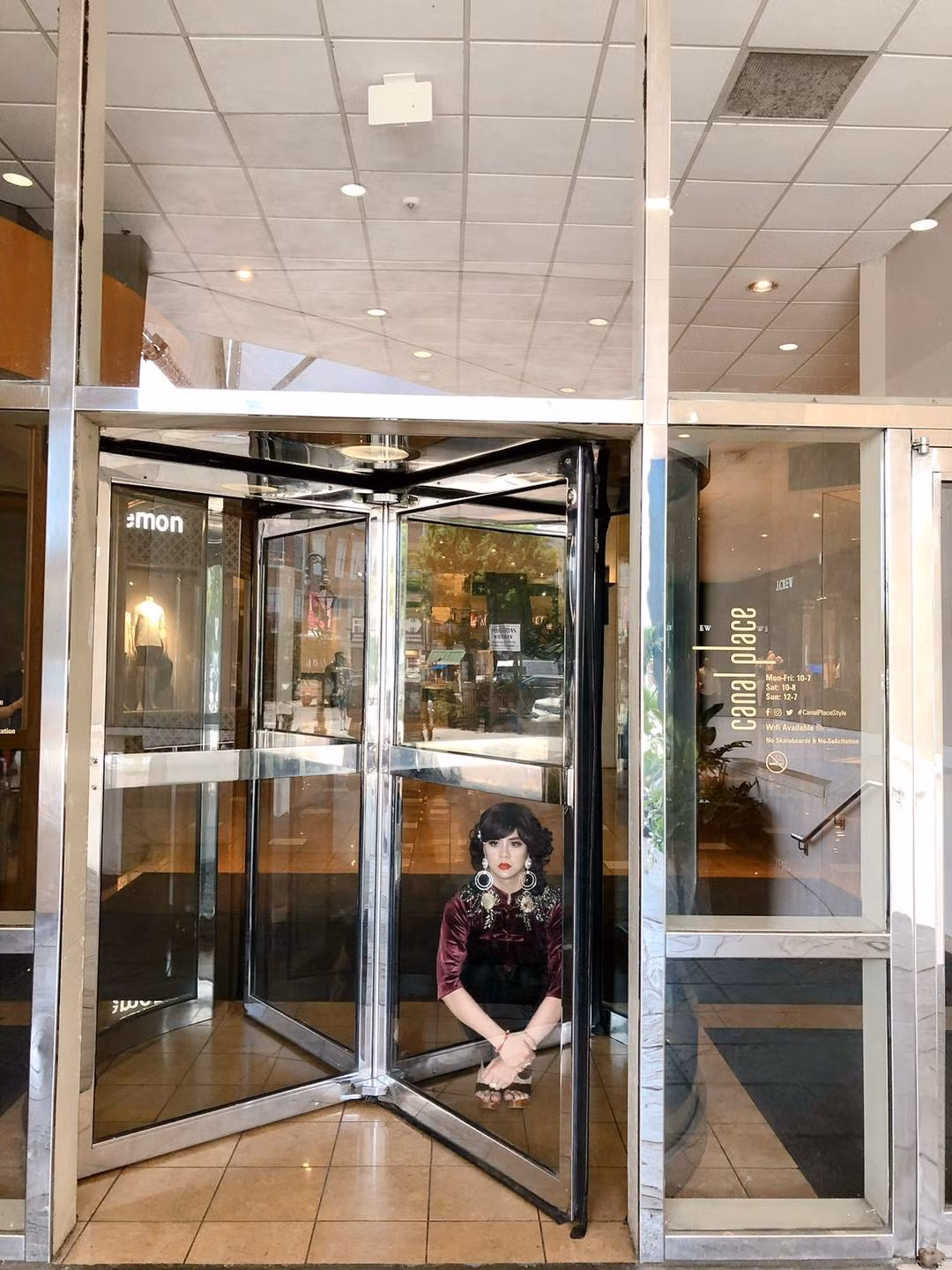 Đây có thể là bộ ảnh hài hước đã được nam diễn viên thực hiện khá lâu.