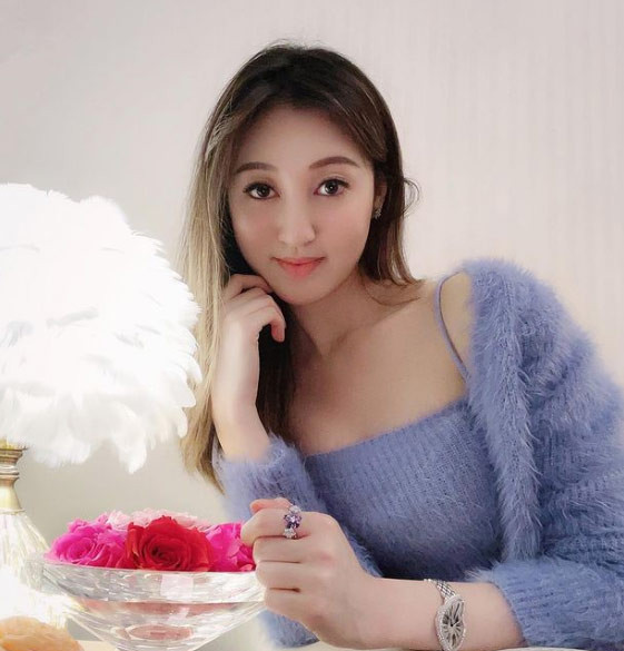 Hà Diễm Quyên và Ngô Chí Thành kết hôn vào tháng 7/2018 nhưng chỉ 9 tháng sau cô đã tuyên bố chia tay đại gia họ Ngô.