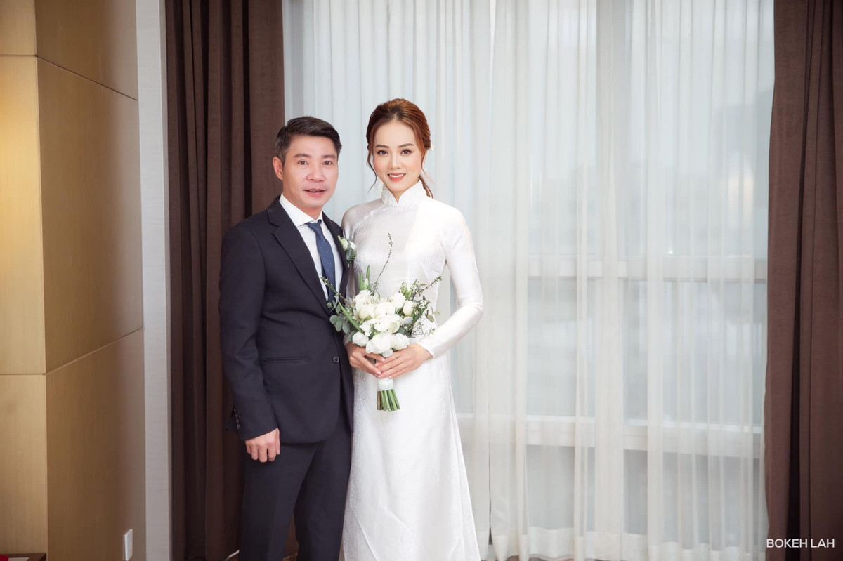 NSND Công Lý và bà xã Ngọc Hà làm đám cưới ngày 2/1 sau 5 năm hẹn hò.