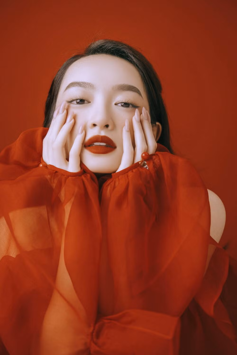 Nàng tiểu thư Lý Linh của "Gái già lắm chiêu V" luôn cố gắng hoàn thiện bản thân và nghiêm túc với công việc nghệ thuật.