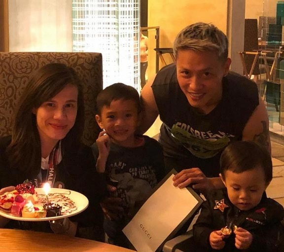 Năm 2017, Thụy Anh kết hôn với một Việt kiều và có với nhau 2 con gái xinh xắn, đáng yêu. (Ảnh: Zing)