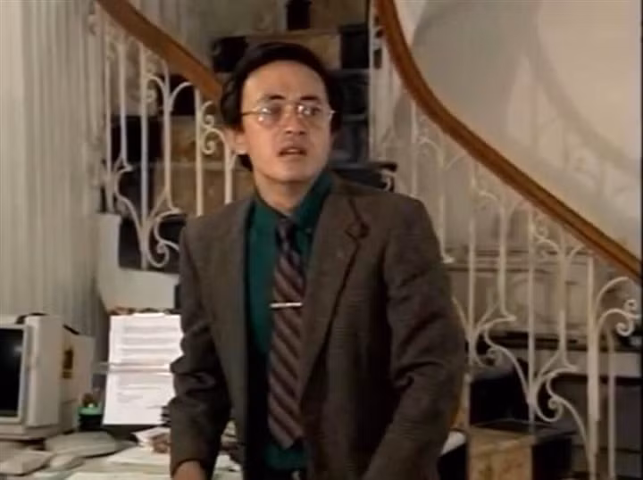 Dù hoàn thiện tốt những vai diễn trên màn ảnh nhỏ nhưng thường những vai kiểu nhân vật có số phận, lấy nước mắt người xem của nam nghệ sĩ lại có phần xa lạ với khán giả đại chúng.