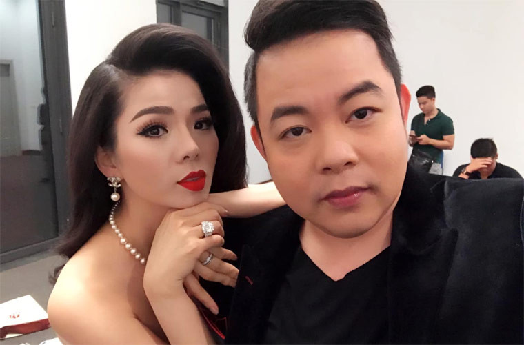 Mặc dù chưa giảm được số cân như mong muốn nhưng trông Quang Lê đã nhẹ nhõm hơn so với hình ảnh của anh vào những năm trước.