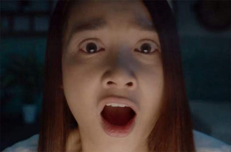 Nhiều người cho rằng Nhã Phương chỉ hợp những vai nhí nhảnh, dễ thương, còn những vai diễn đòi hỏi nội tâm, chiều sâu thì cô không lột tả được. (Ảnh: Phụ nữ Việt Nam)