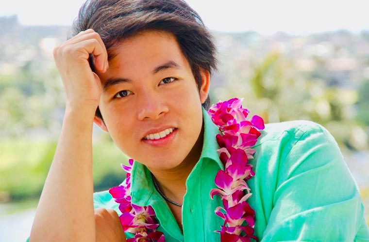 Có thời kỳ ca sĩ Quang Lê chỉ nặng 70kg.