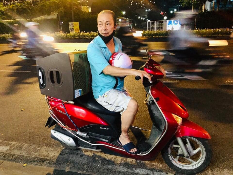 Lý do được anh chia sẻ bởi bản thân muốn dành nhiều thời gian hơn để chăm lo cho gia đình và công việc. Nhất là sau khi bà xã kém 18 tuổi của Đức Hải là chị Ngọc Mai sinh cho anh 4 người con.