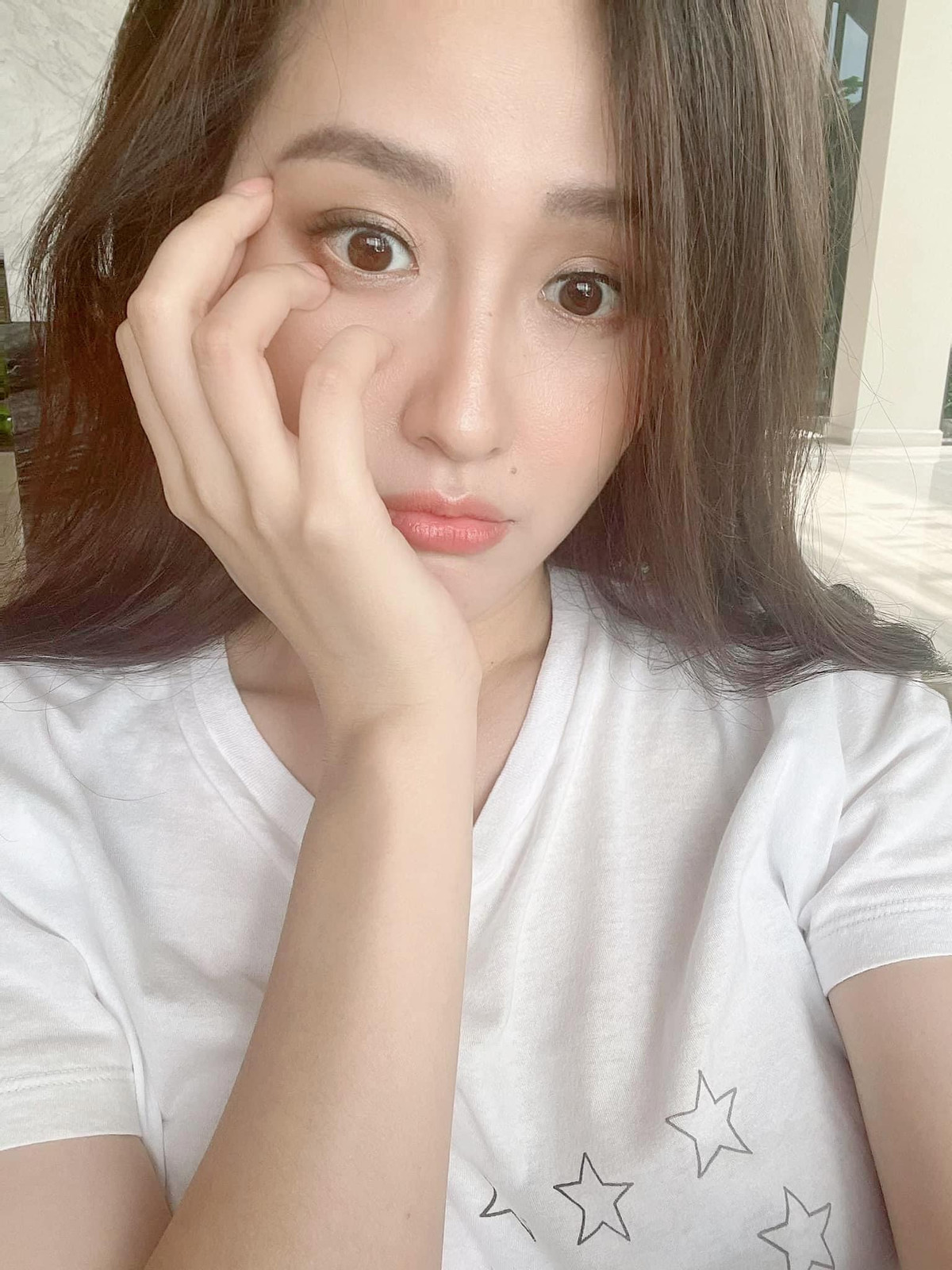 Hiện, Mai Phương Thúy đã khỏe lại và bắt tay ngay vào công việc. Fan cũng khuyên cô chú ý giữ sức khỏe để hoàn thành tốt hành trình.