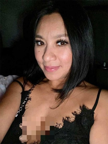 Cô là một trong những diễn viên có cát-sê cao ngất ngưởng cùng Diễm Hương, Lý Hùng, Việt Trinh...